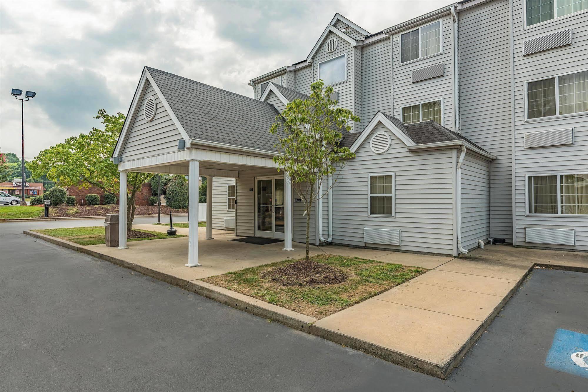 Motel 6-Charlotte, Nc - University Εξωτερικό φωτογραφία
