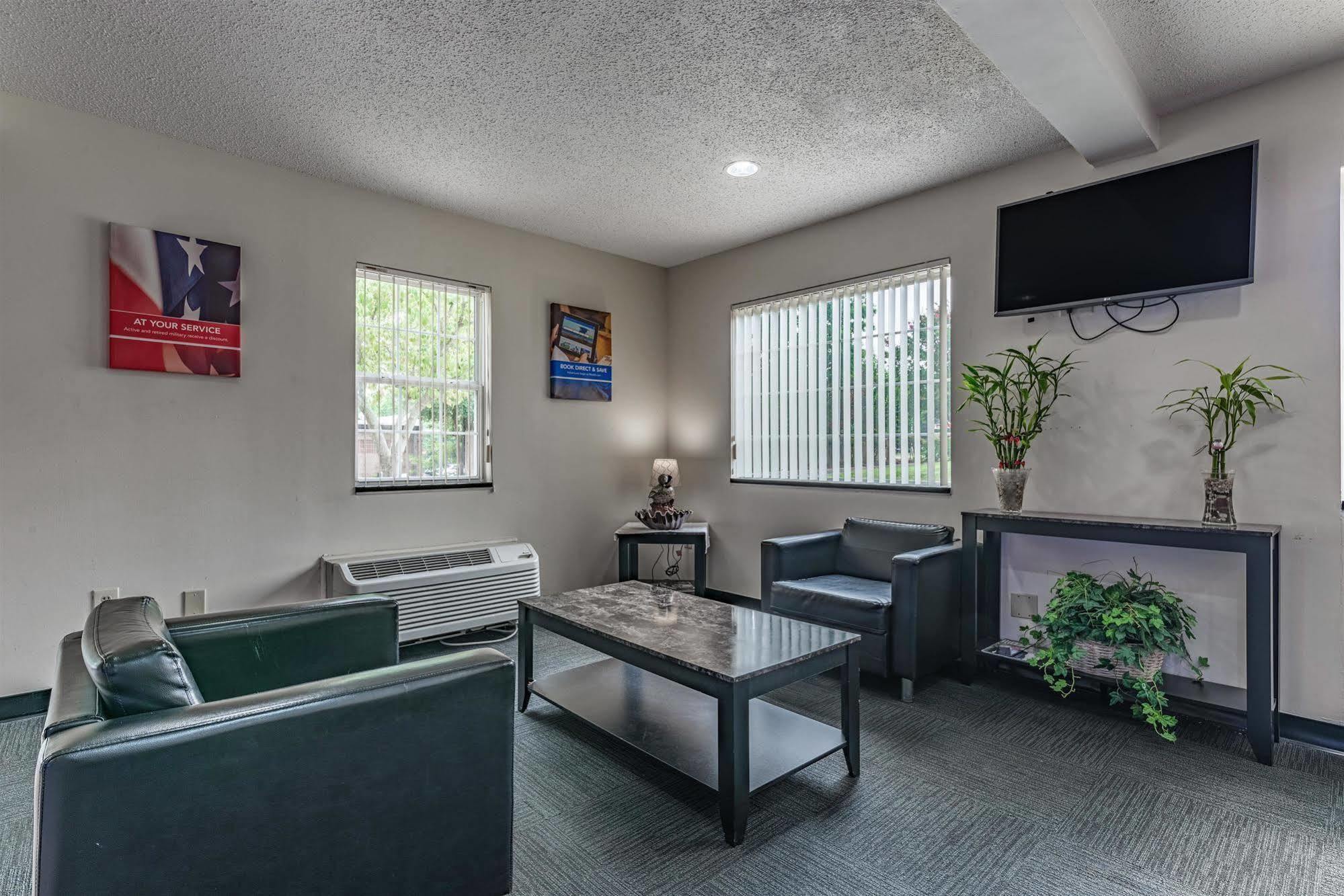 Motel 6-Charlotte, Nc - University Εξωτερικό φωτογραφία
