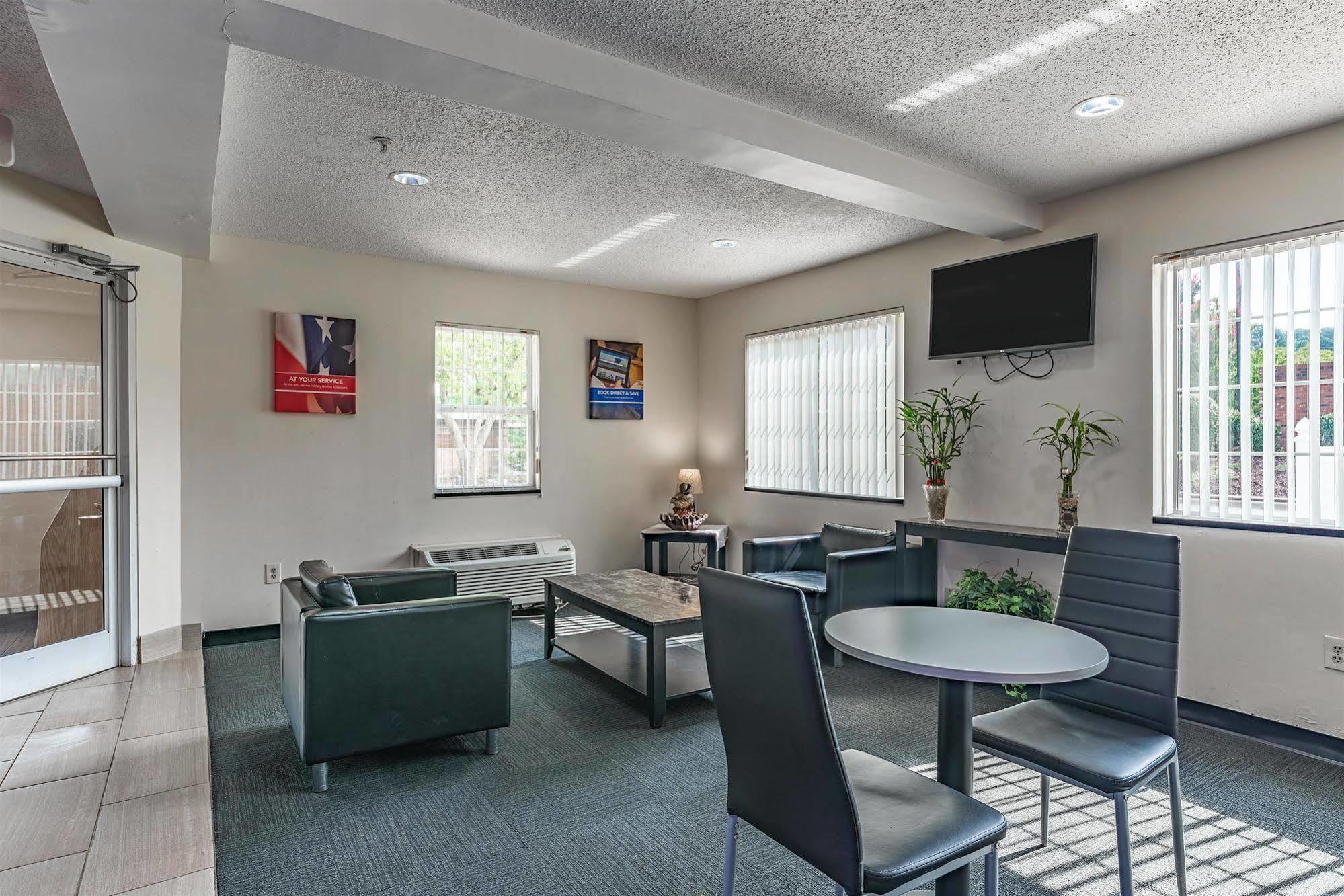 Motel 6-Charlotte, Nc - University Εξωτερικό φωτογραφία