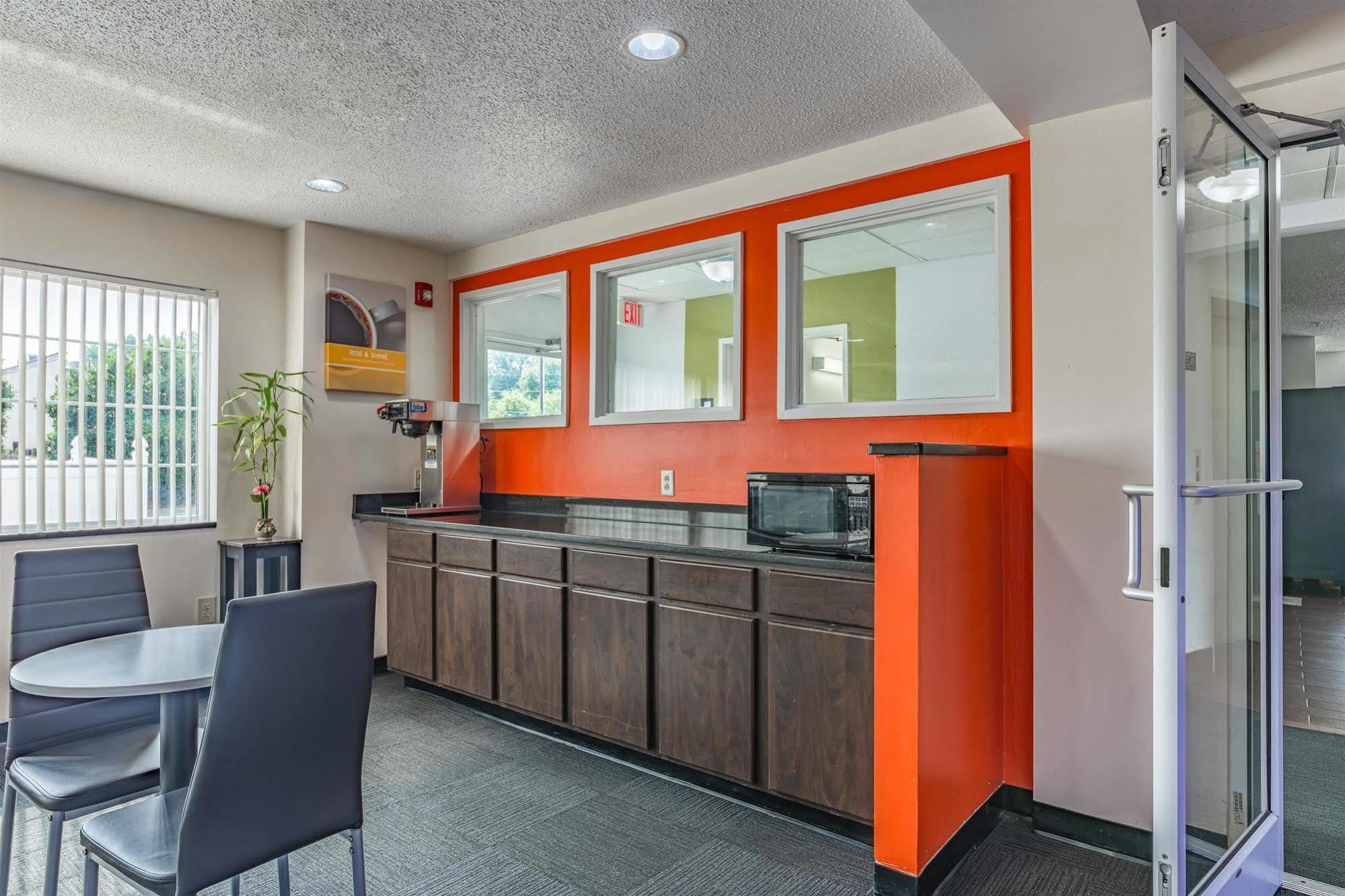 Motel 6-Charlotte, Nc - University Εξωτερικό φωτογραφία