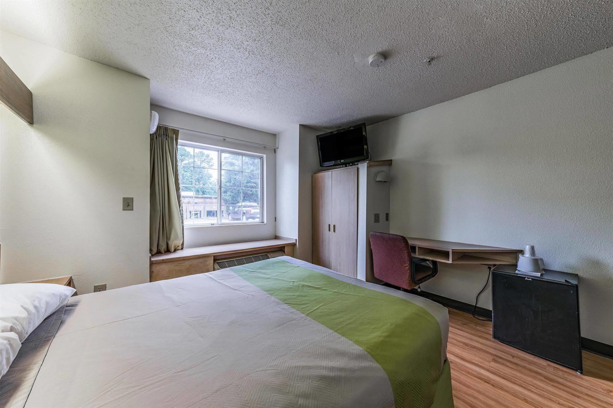 Motel 6-Charlotte, Nc - University Εξωτερικό φωτογραφία