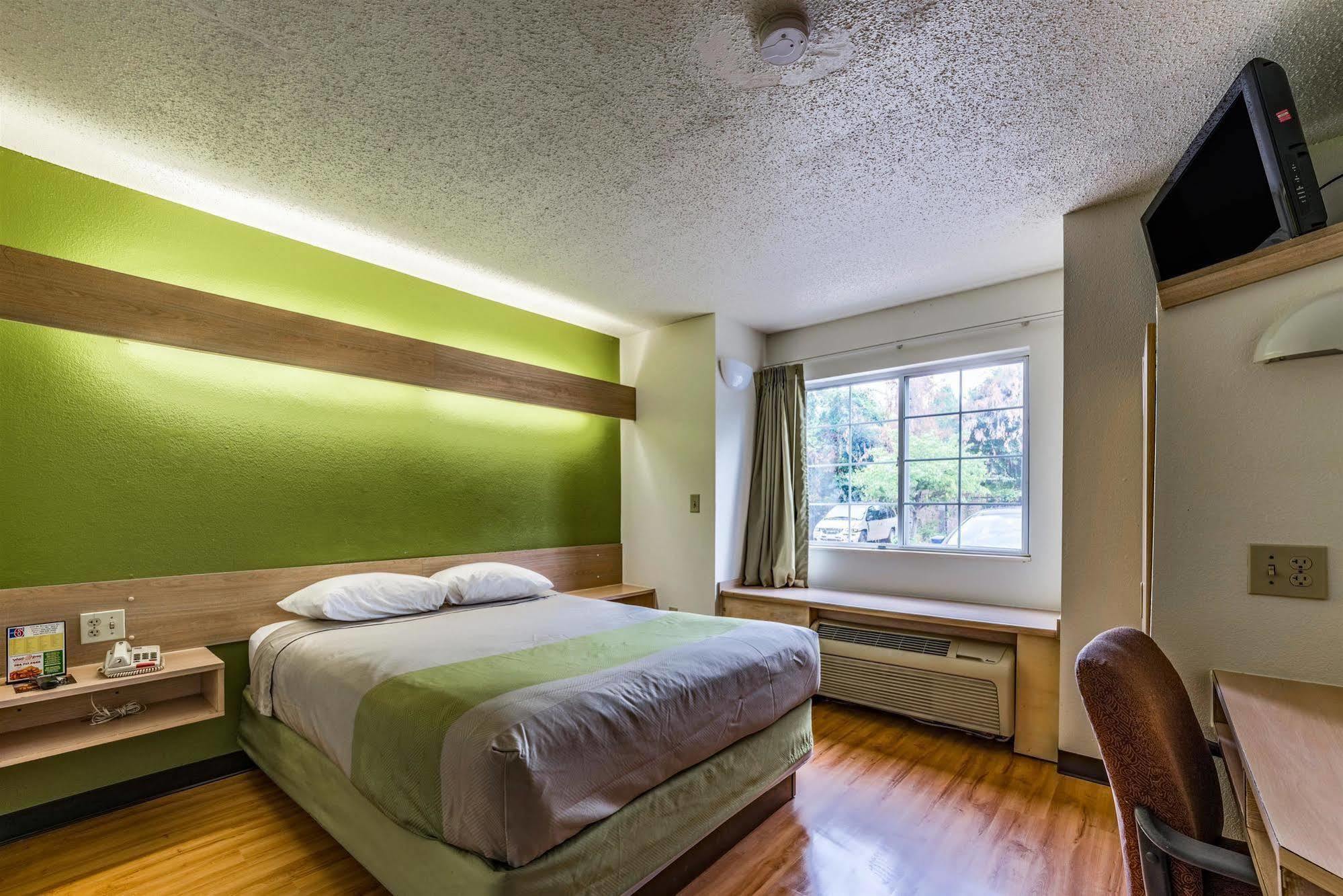 Motel 6-Charlotte, Nc - University Εξωτερικό φωτογραφία
